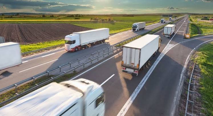 Trabajan SICT y cámaras de autotransporte para fortalecer estrategias para el sector