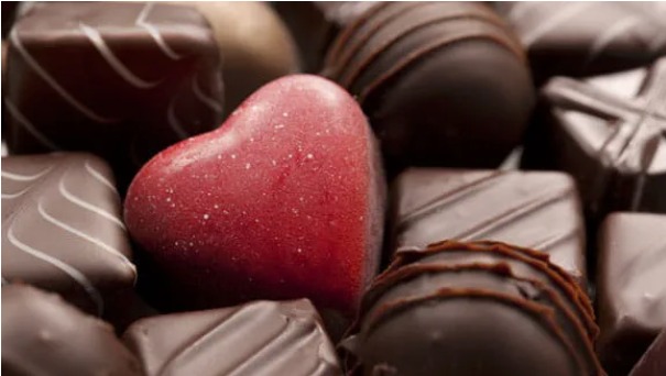 Hay que ver al chocolate oscuro como un capricho consciente que se disfruta en pequeñas cantidades.