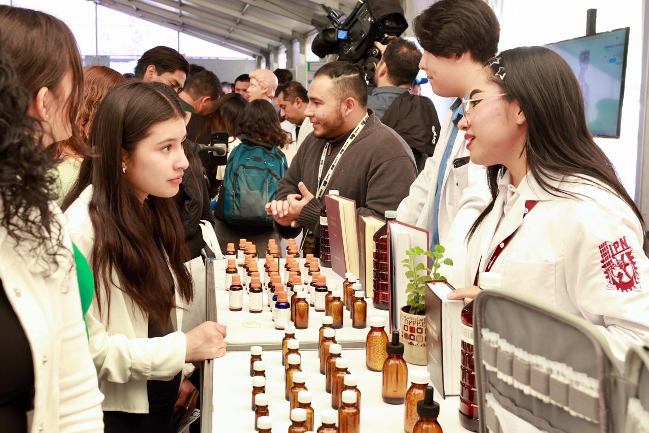 IPN muestra su oferta académica de Nivel Superior en Expo Profesiográfica 2025