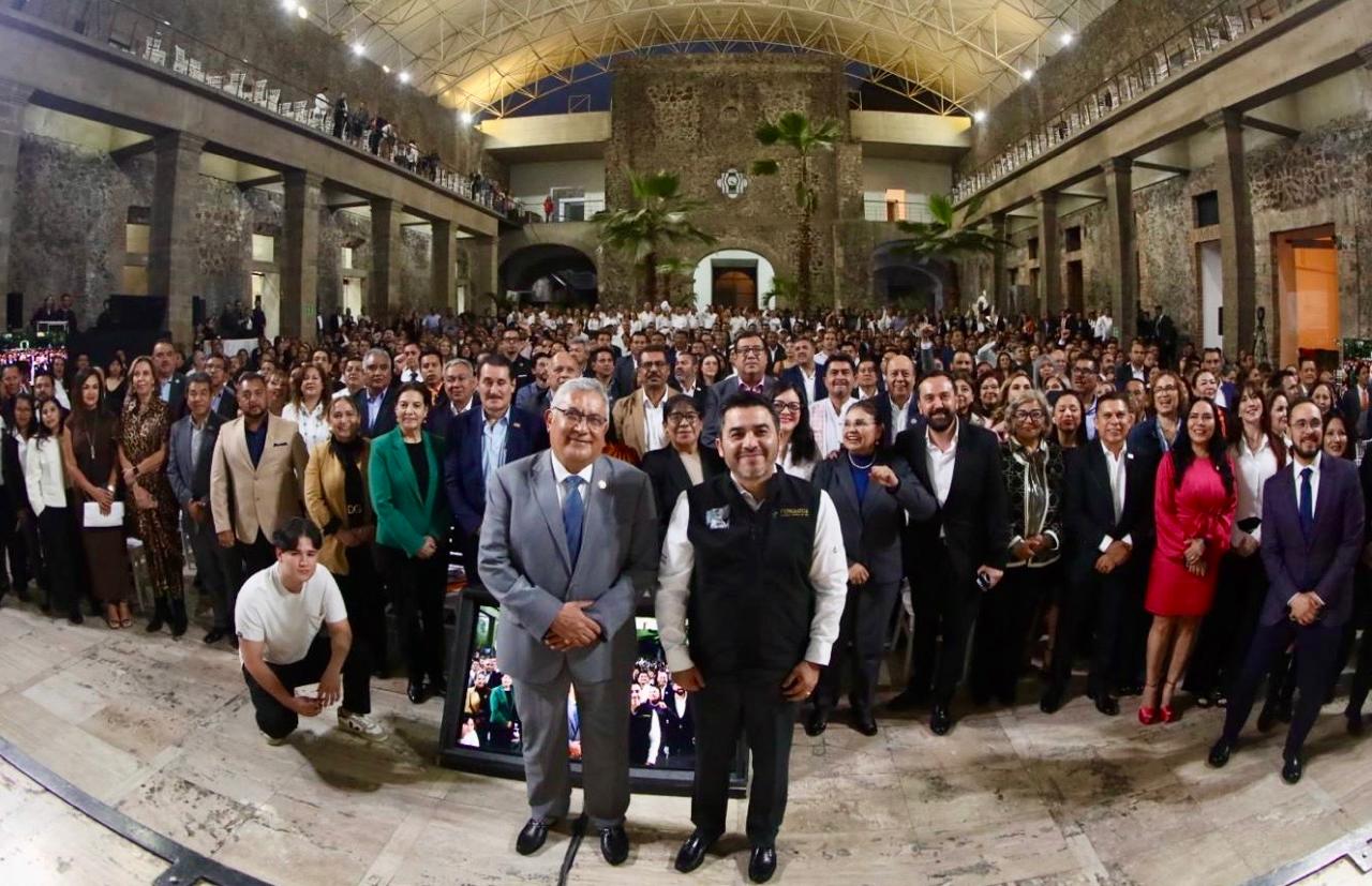 Nos van a ayudar a construir el derecho humano al agua para el pueblo de México en todo el país: Efraín Morales López.