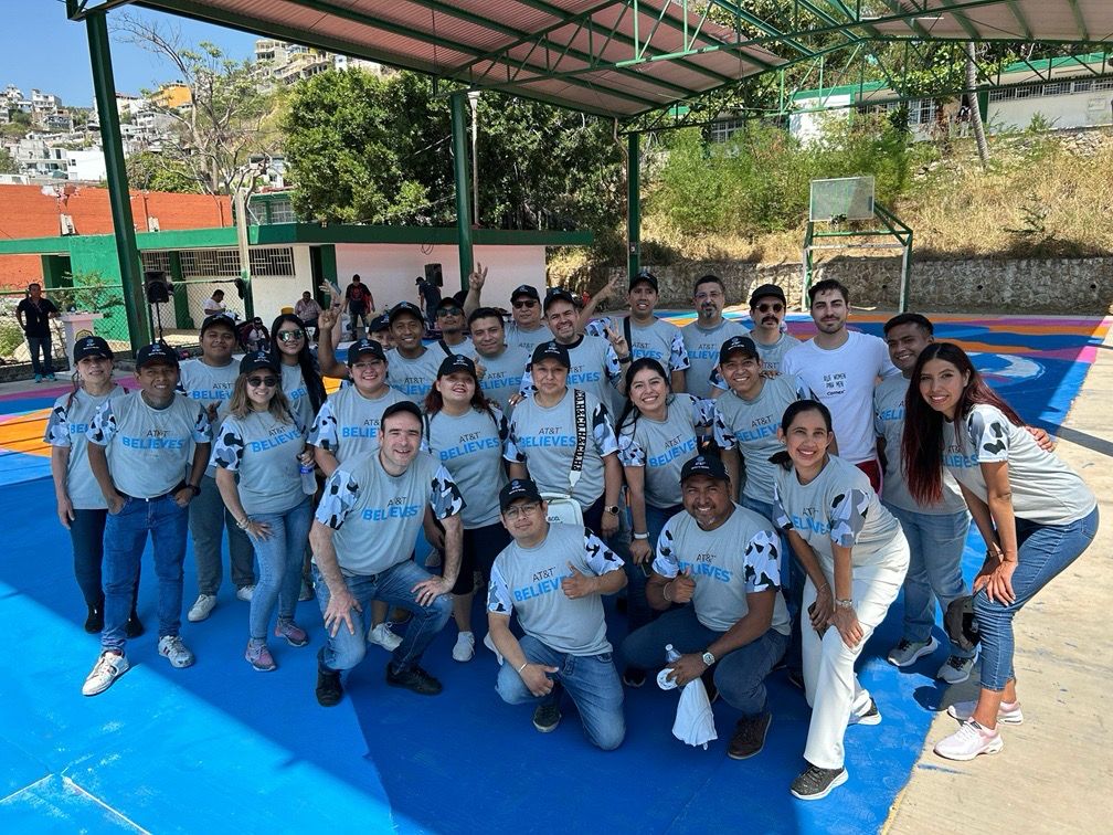 AT&T México inicia nuevo ciclo de rehabilitación de espacios deportivos en Acapulco
