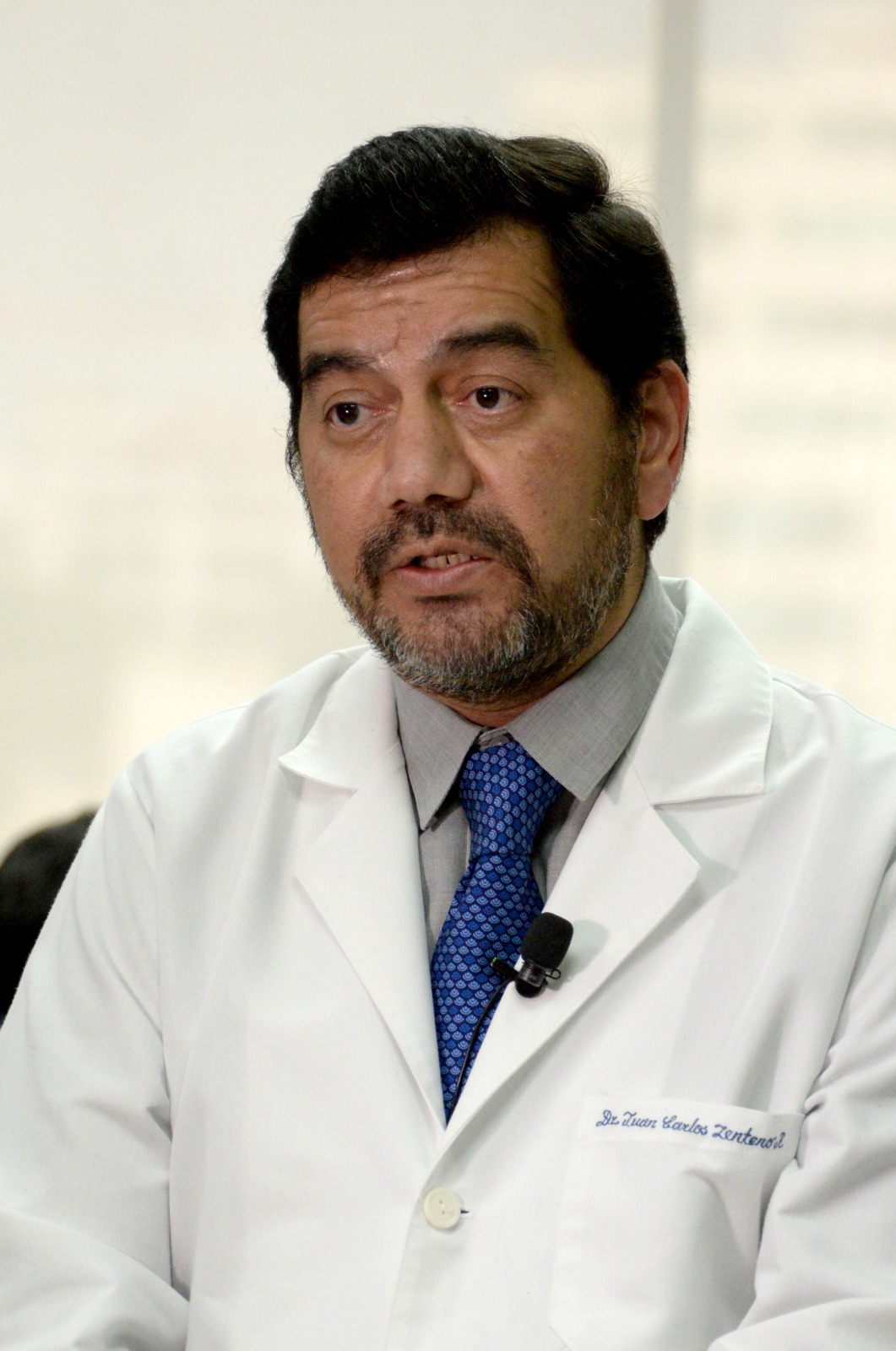 Hay casos en los cuales los pacientes tardan hasta ocho años en saber qué los aqueja, asevera Juan Carlos Zenteno Ruiz.