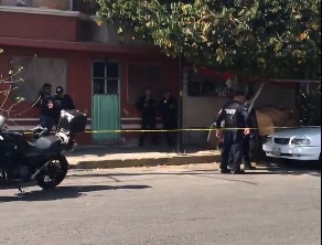 Personal de la SSC detuvo a un hombre señalado como probable responsable de ingresar a un domicilio y realizar disparos de arma de fuego.