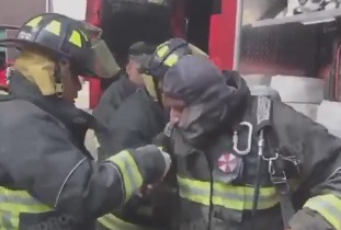 Reportan fuga de gas al  interior de la Escuela de Economía del IPN 
