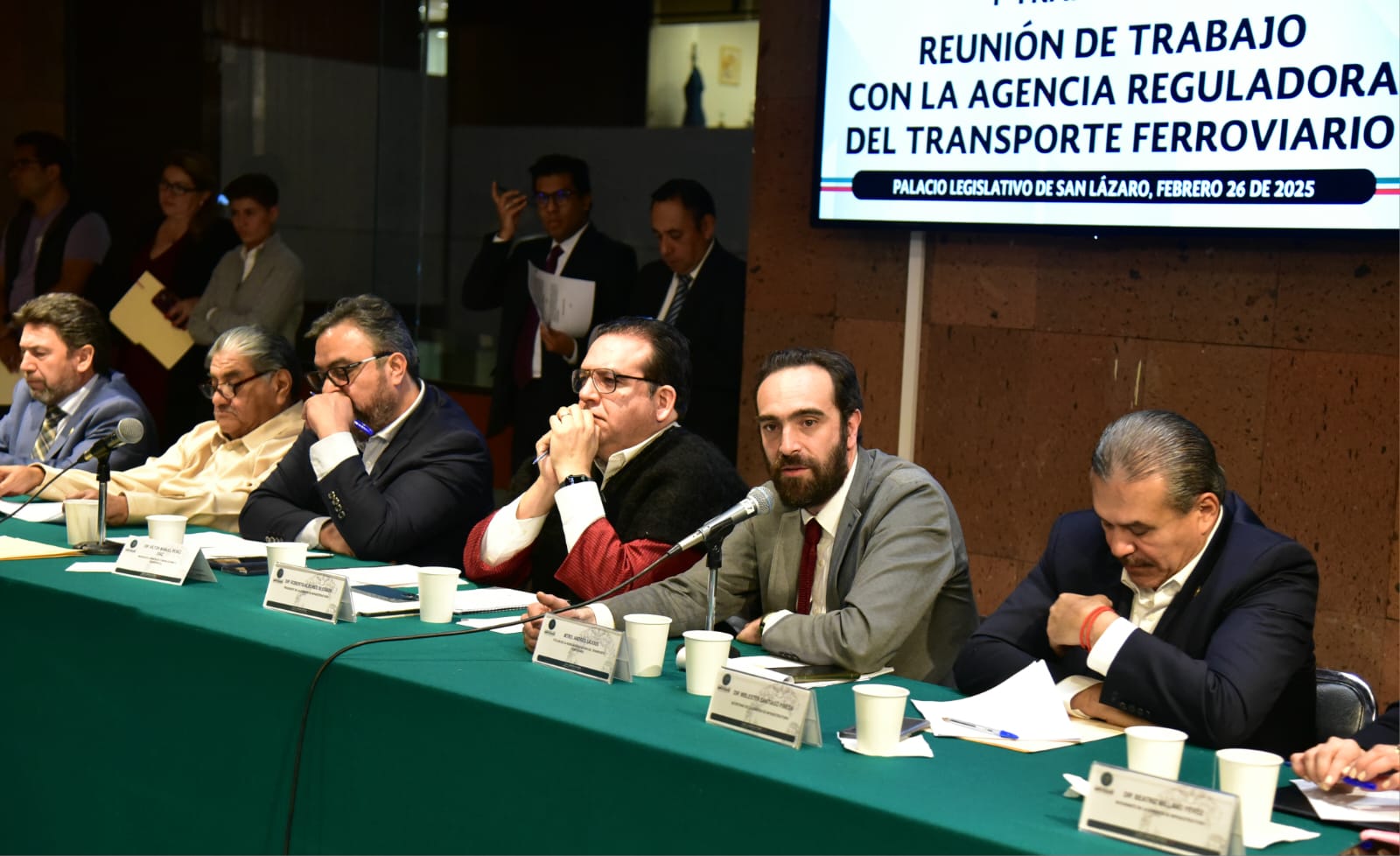 Se prevé la construcción de 13 nuevas rutas de Tren al término de la actual: administración: ARTF  