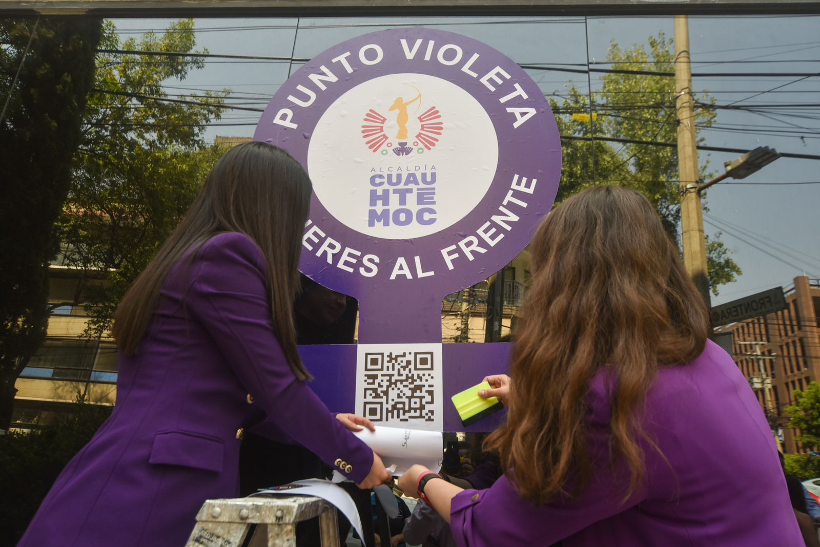 PAN CDMX inaugura punto violeta para empoderar a mujeres violentadas
