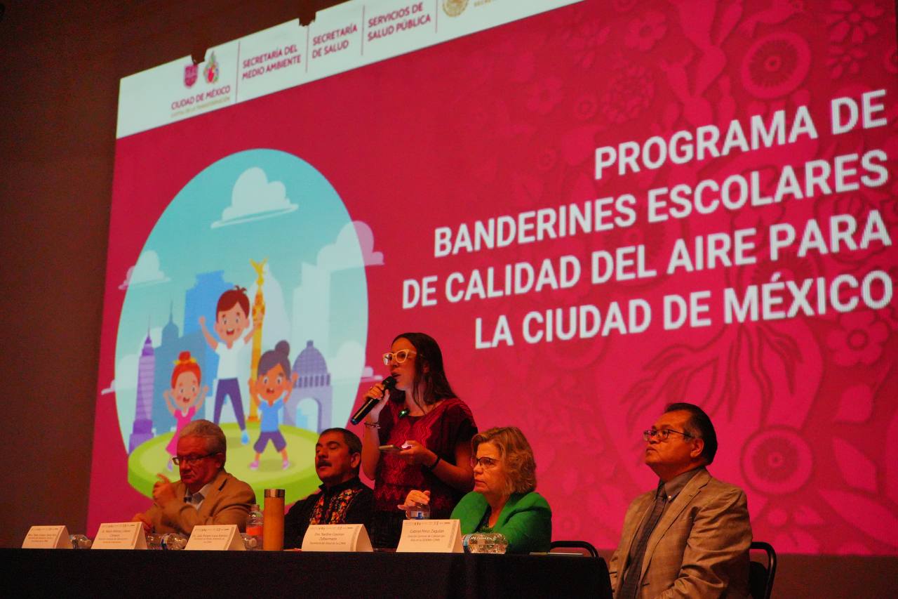 SEDEMA lanza Programa de Banderines Escolares para proteger la calidad del aire en la CDMX.