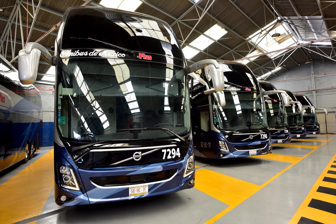 La Cámara Nacional del Autotransporte de Pasaje y Turismo supervisa balizaje del parque vehicular con métodos sustentables y duraderos.
