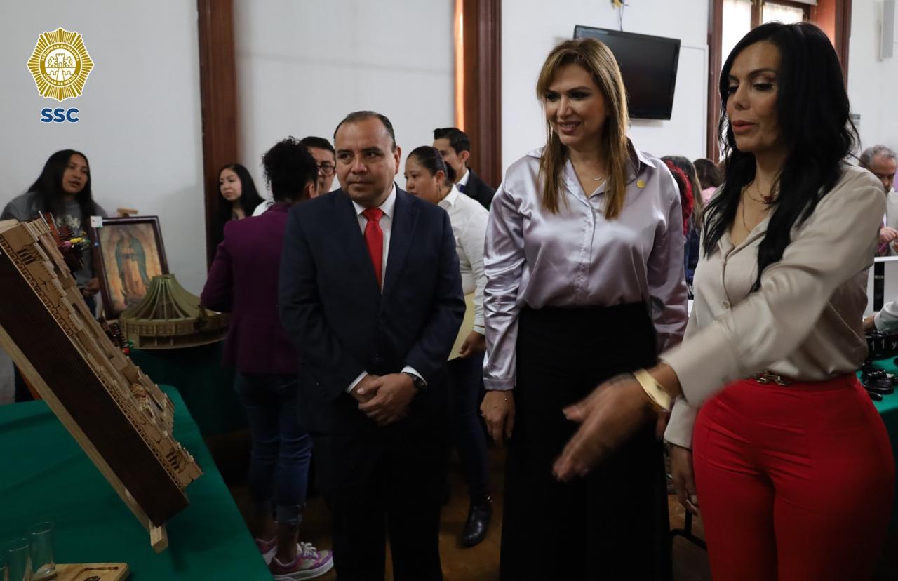 Artesanías penitenciarias a través de la marca “Hazme Valer”, participan en la expo venta “Manos que crean, almas que transforman” en el Congreso de la Ciudad de México.