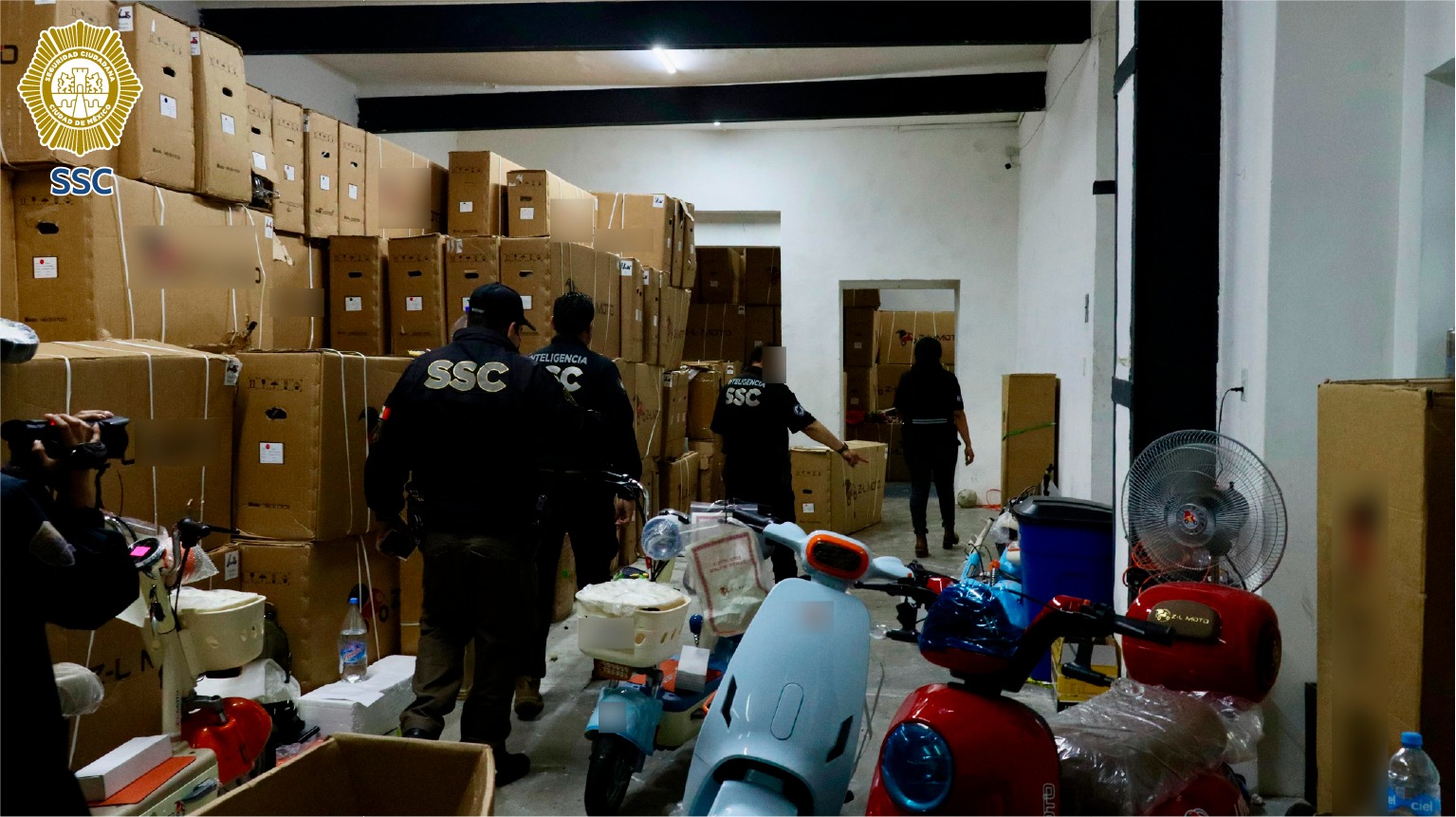 El operativo consistió en acciones simultáneas en dos puntos diferentes de la colonia Centro, en la alcaldía Cuauhtémoc.