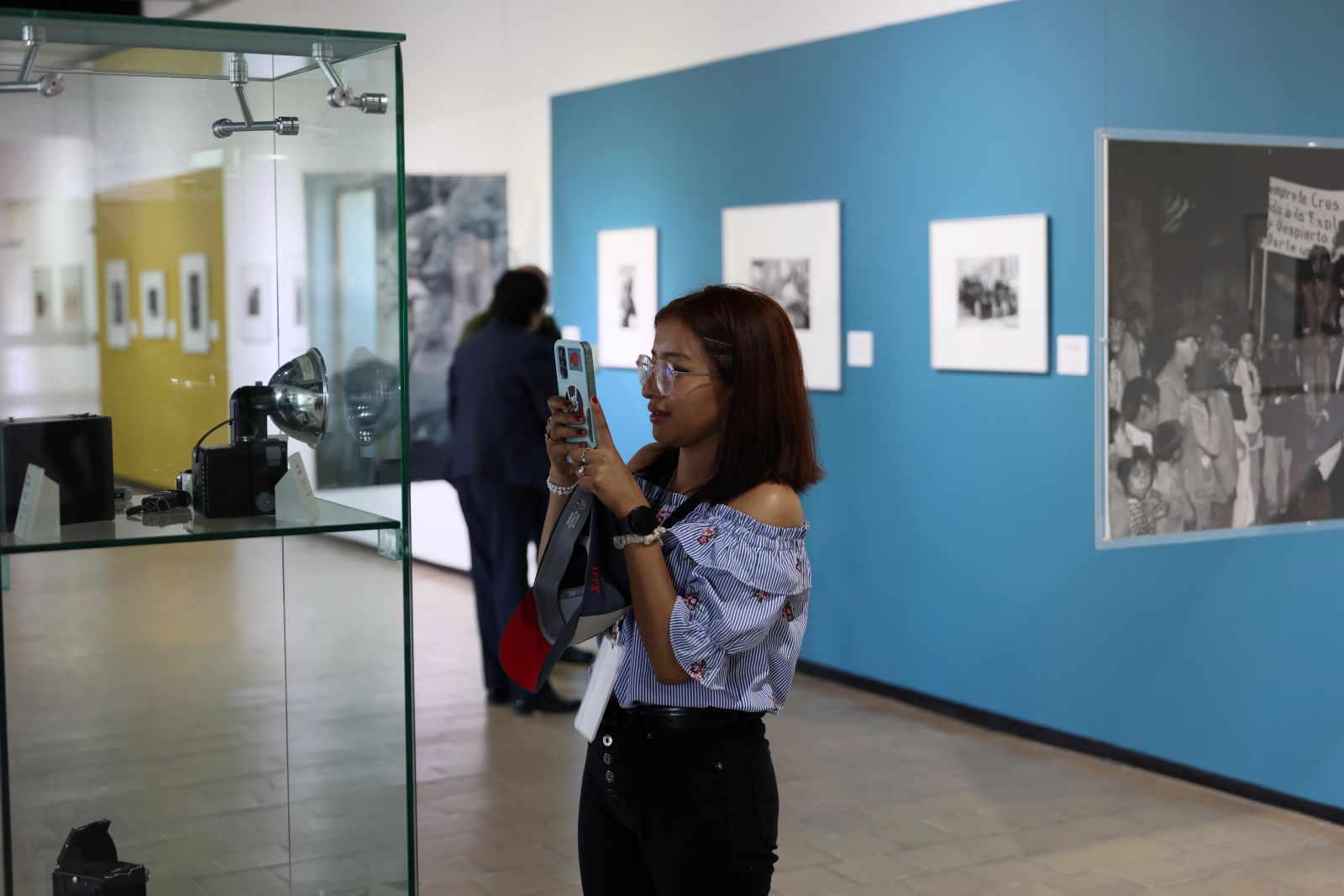 El proyecto “Rescatando”, de la Fundación Diapositiva, capacita y acompaña a personas con discapacidad psicosocial en la intervención y estabilización fotografías.