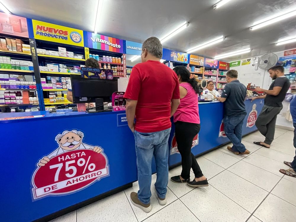 Farmacias Similares se destaca como la mejor empresa del sector salud para trabajar en el país.