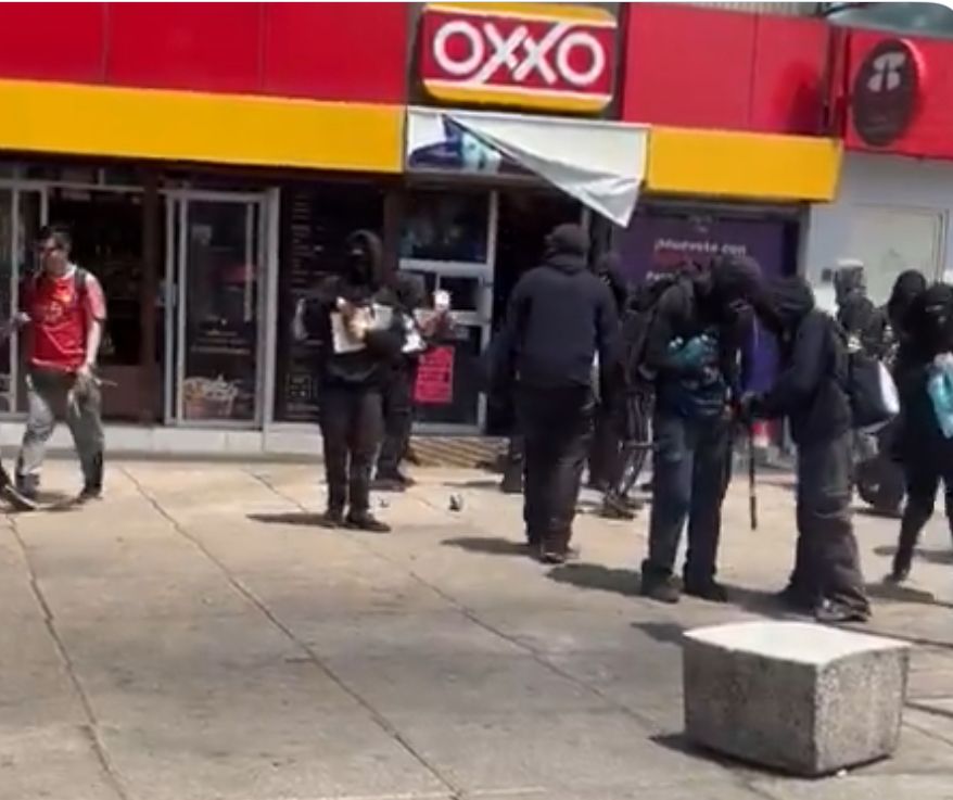 Destrozos en marcha del 1 de mayo