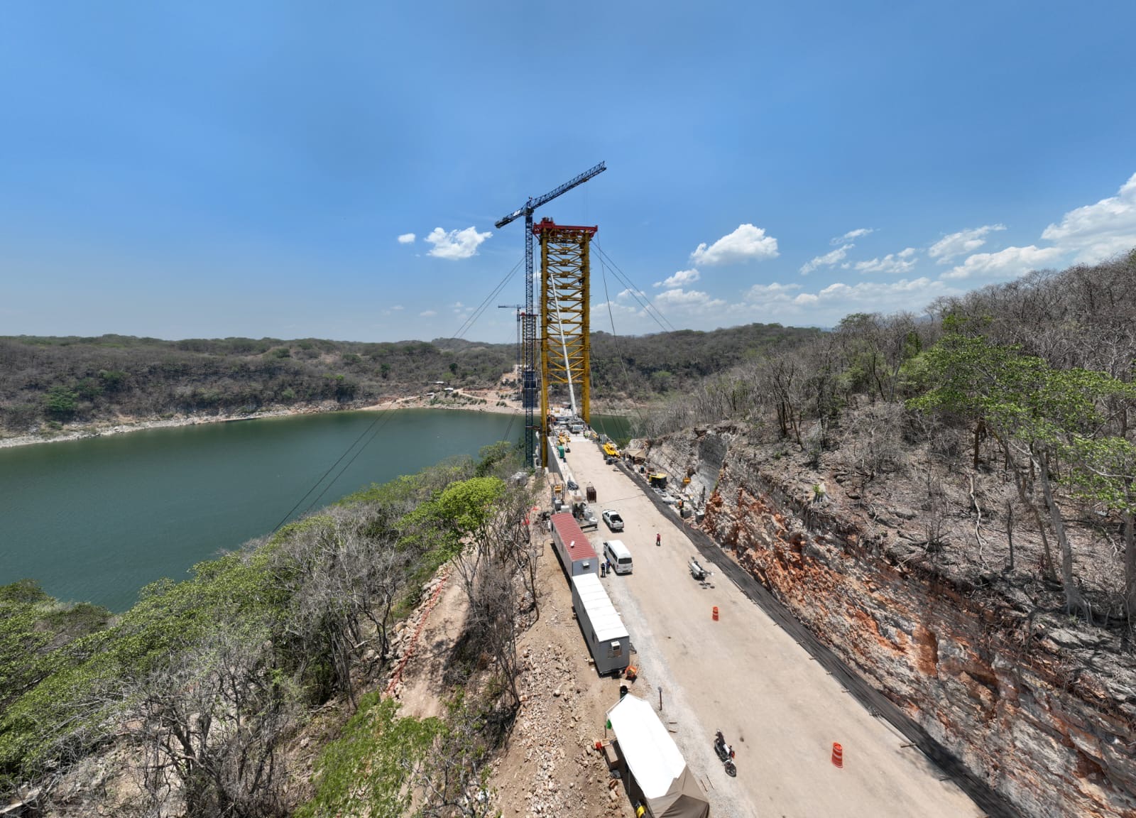 Puente rizo al 80 por ciento