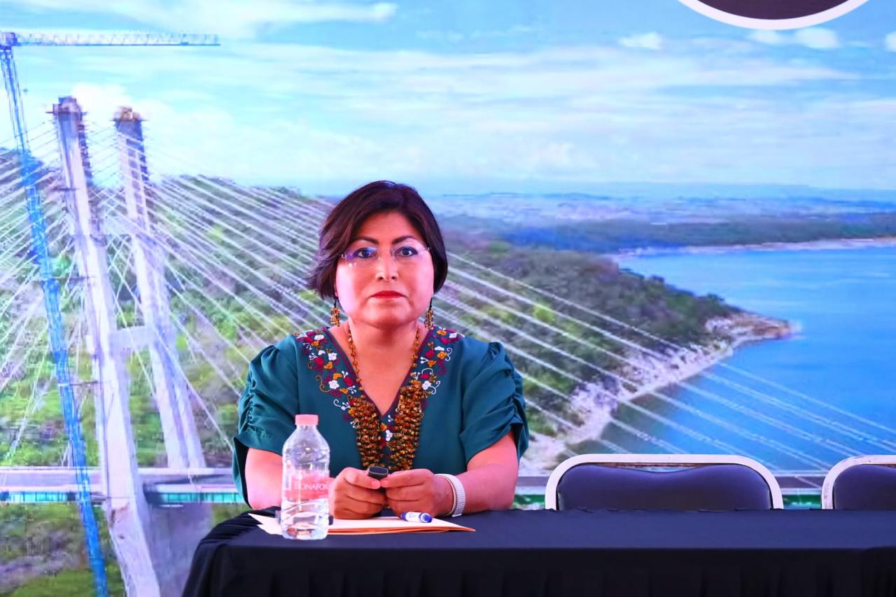 SICT presenta la historia de una mujer protagonista de los proyectos carreteros en el sureste del país