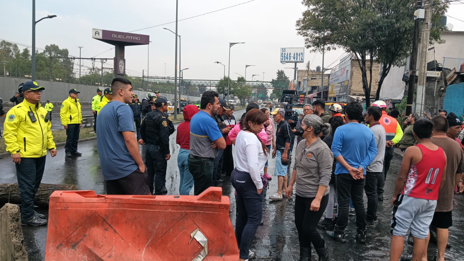 Manifestantes en Zaragoza por inundación
