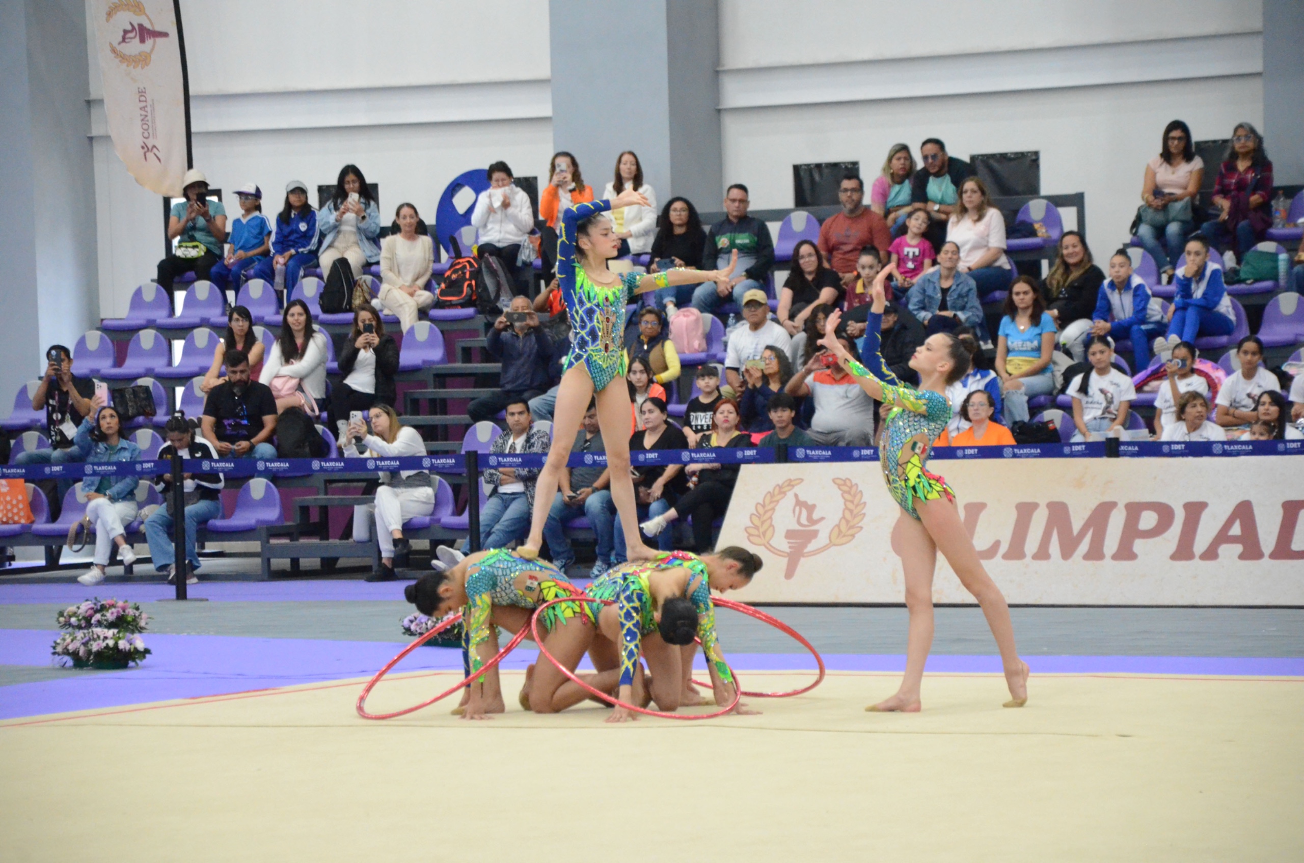 Selección mexicana de gimnasia rítmica se presentan en Olimpiada Nacional