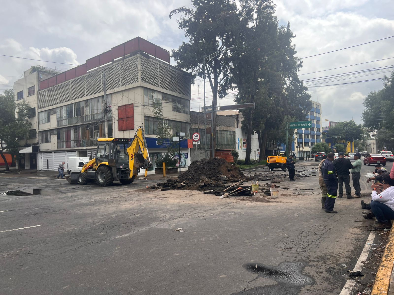 Atiende SEGIAGUA fuga en colonia Ciudad de los Deportes