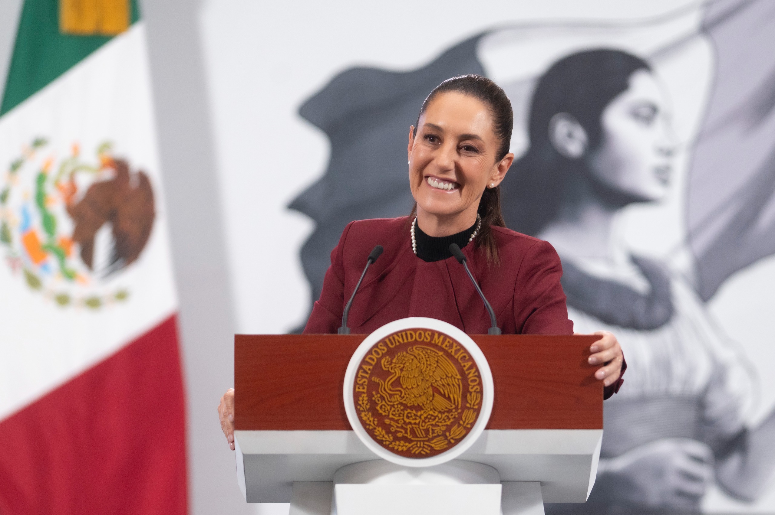 Así respondió Sheinbaum a error de redacción de Beatriz Gutiérrez Muller en felicitación