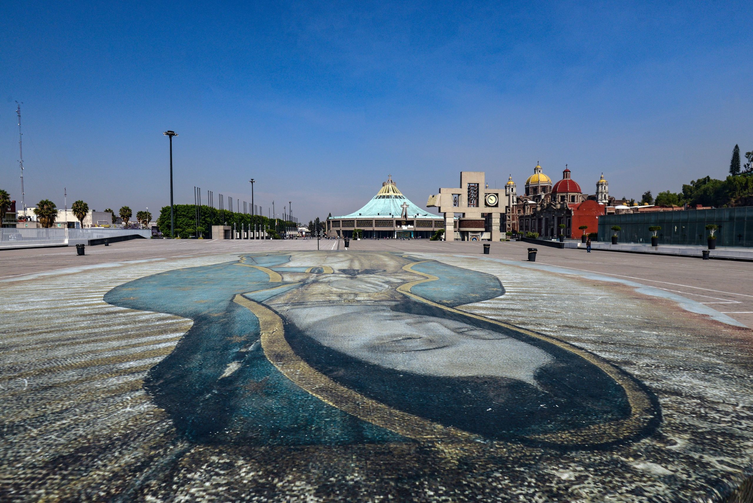 Basílica de Santa María de Guadalupe. Foto Mauricio Marat. INAH.