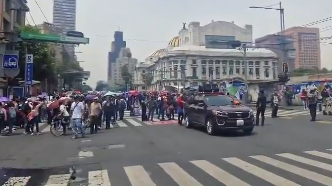 Maestros de la CNTE desquician el centro de la CDMX de nueva cuenta