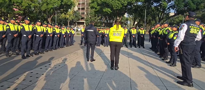 Listos cien nuevos elementos de la Universidad de la Policía al trabajo de tránsito