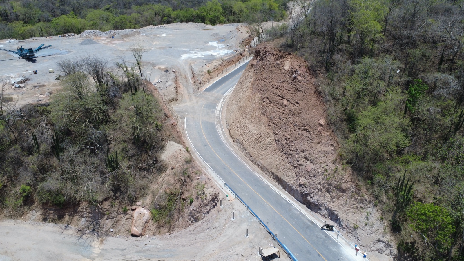 La Carretera San Ignacio-Tayoltita -de 96 kilómetros a punto de concluir