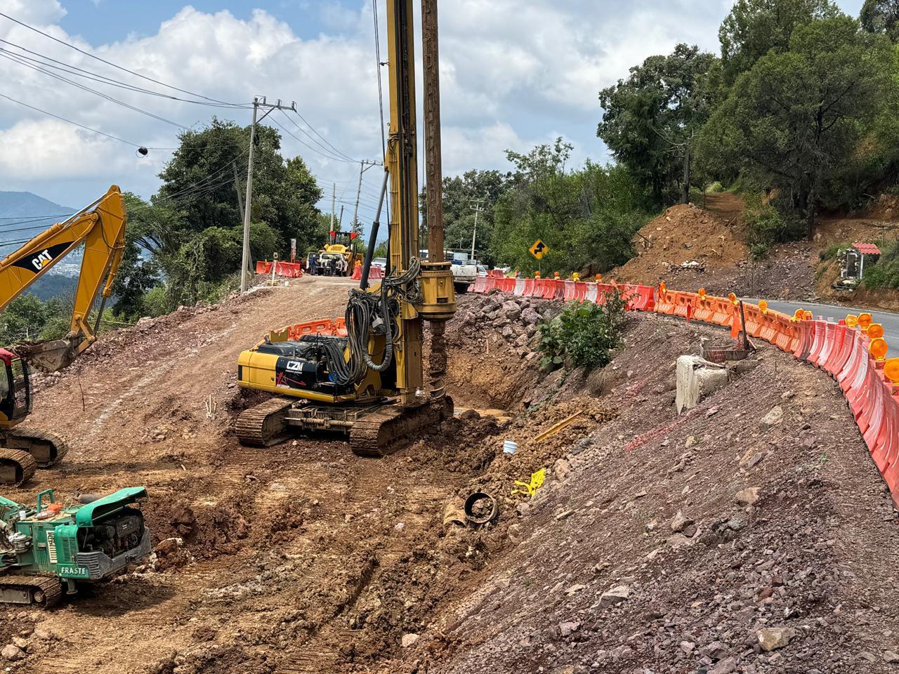 Atiende la SICT asentamiento en el tramo Tenango-Tenancingo de la México-Toluca