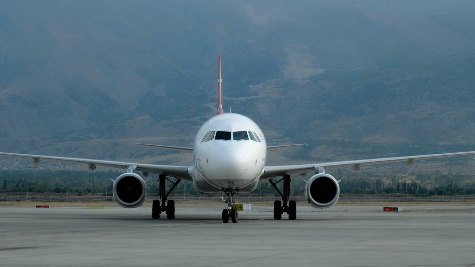 Gobierno e iniciativa privada invertirán 134 mmdp en infraestructura aeroportuaria