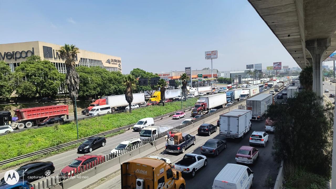 Colapsada la Autopista Lechería Chamapa en Edomex