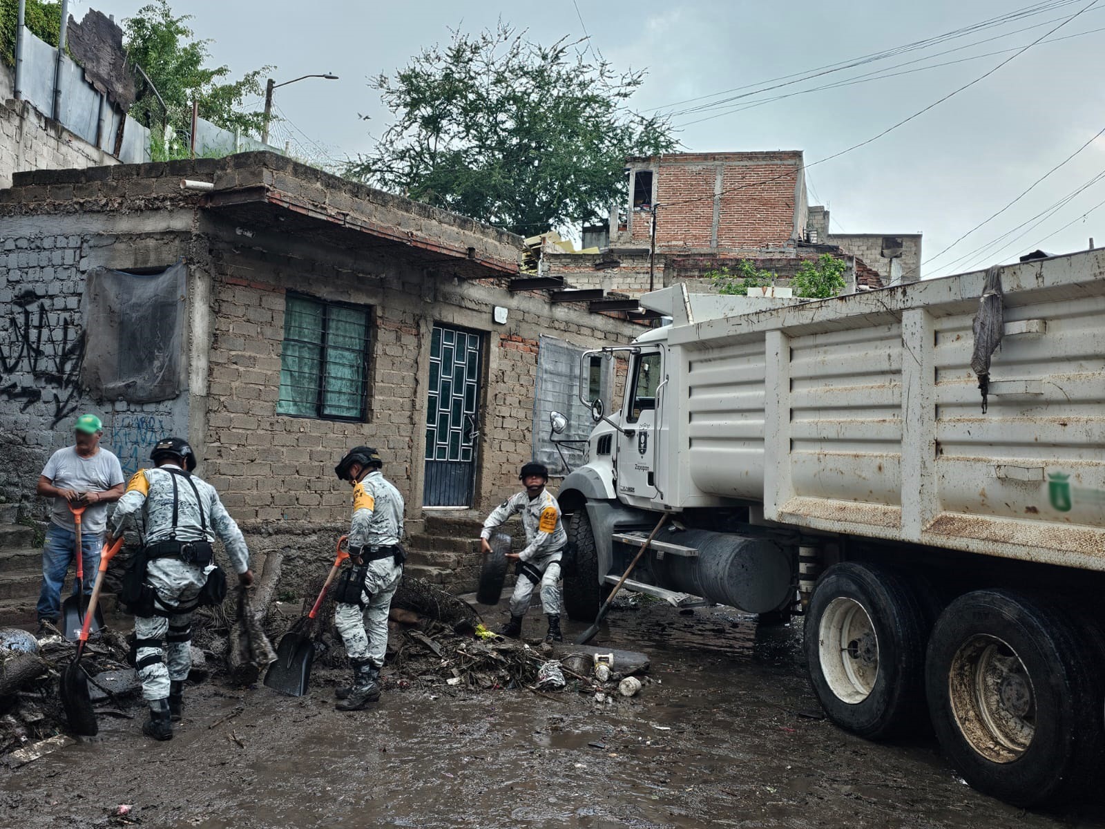GN activó el Plan DN-III-E para apoyar a los afectados por las inundaciones en Jalisco