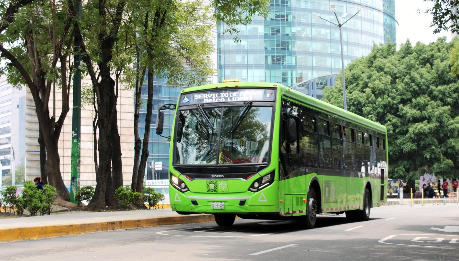 Celebra RTP seis años de la flotilla JMMP para modernización del transporte