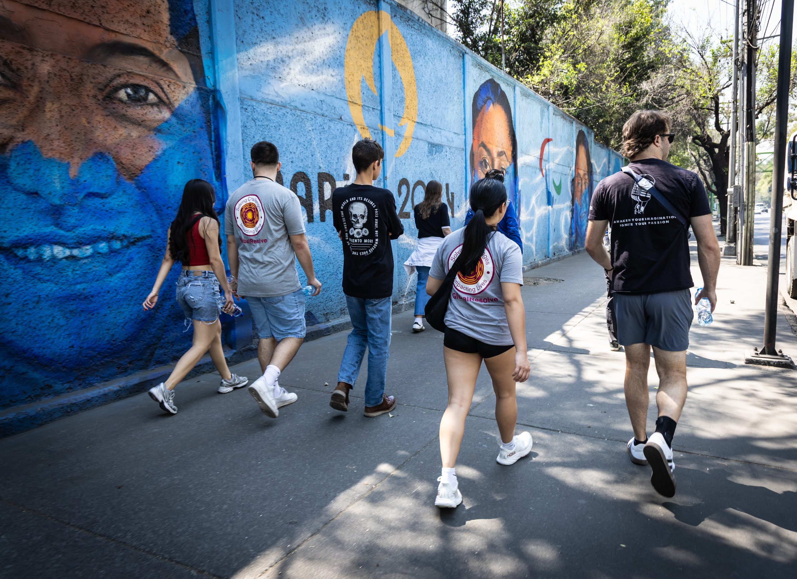 Estudiantes de la ASU y la FIFA colaboran para atender a personas en situación de calle