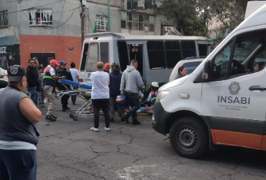 Fueron atendidas víctimas de accidente en GAM: SEMOVI