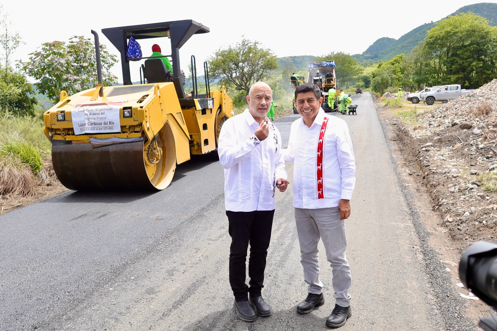 tratamiento a más de 1000 kilómetros de red carretera de Oaxaca