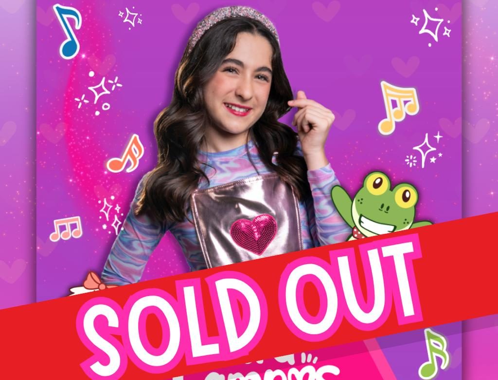 Más de 8,000 personas asistieron al “sold out” de Lara Campos en Lima, Perú