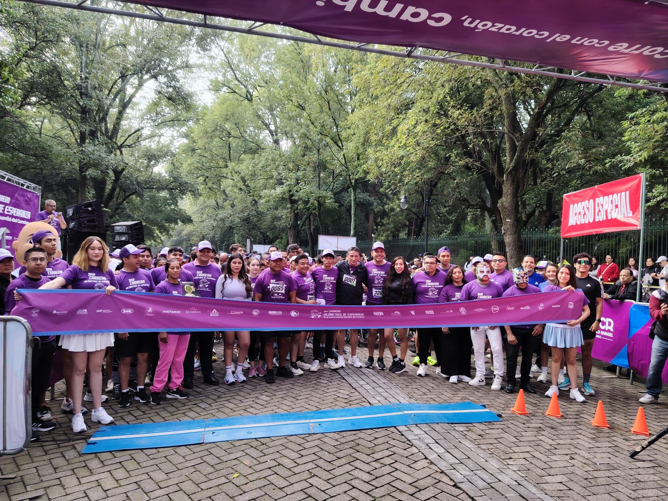 Primera carrera “Kilómetros de Esperanza” recauda fondos para 10 cirugías cerebrales