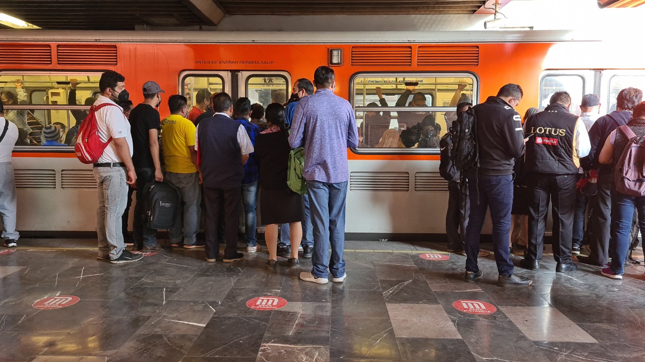 El Metro alrtenativa de transporte en el regreso a clases listo