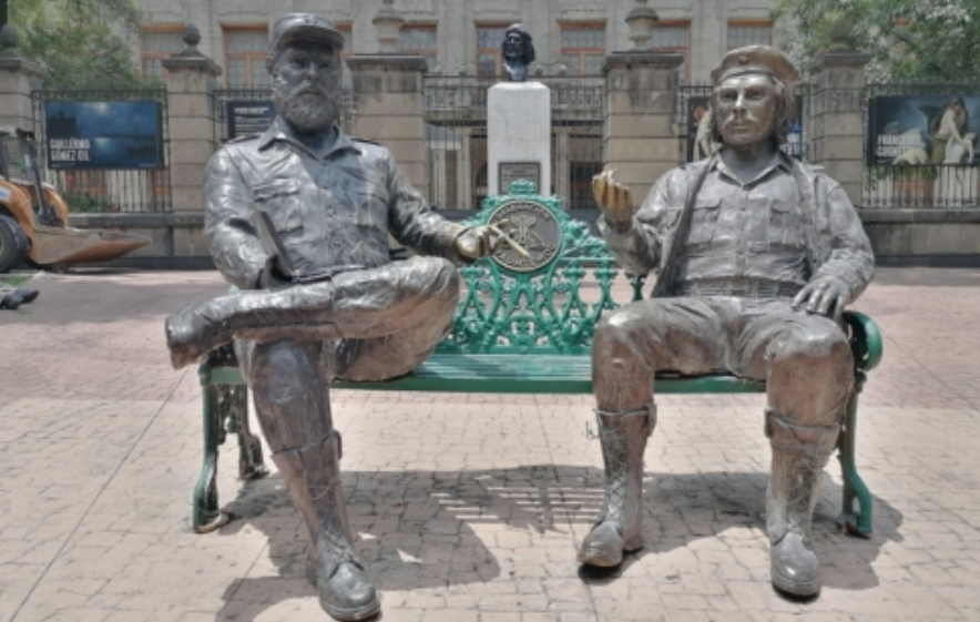 Encuentro Che y Fidel