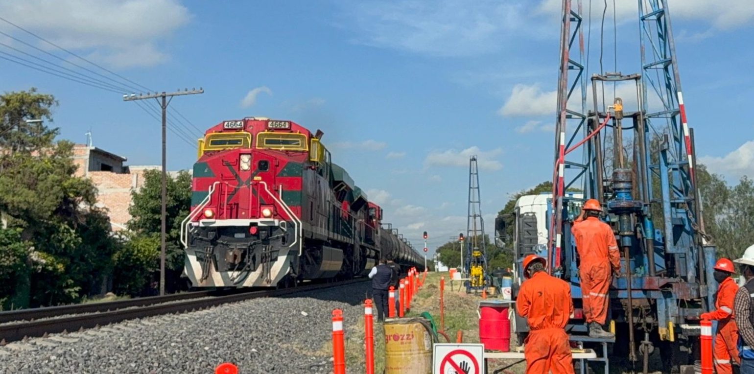 SICT y gobernadores de Guanajuato y Querétaro en inicio del Tren Querétaro-Irapuato