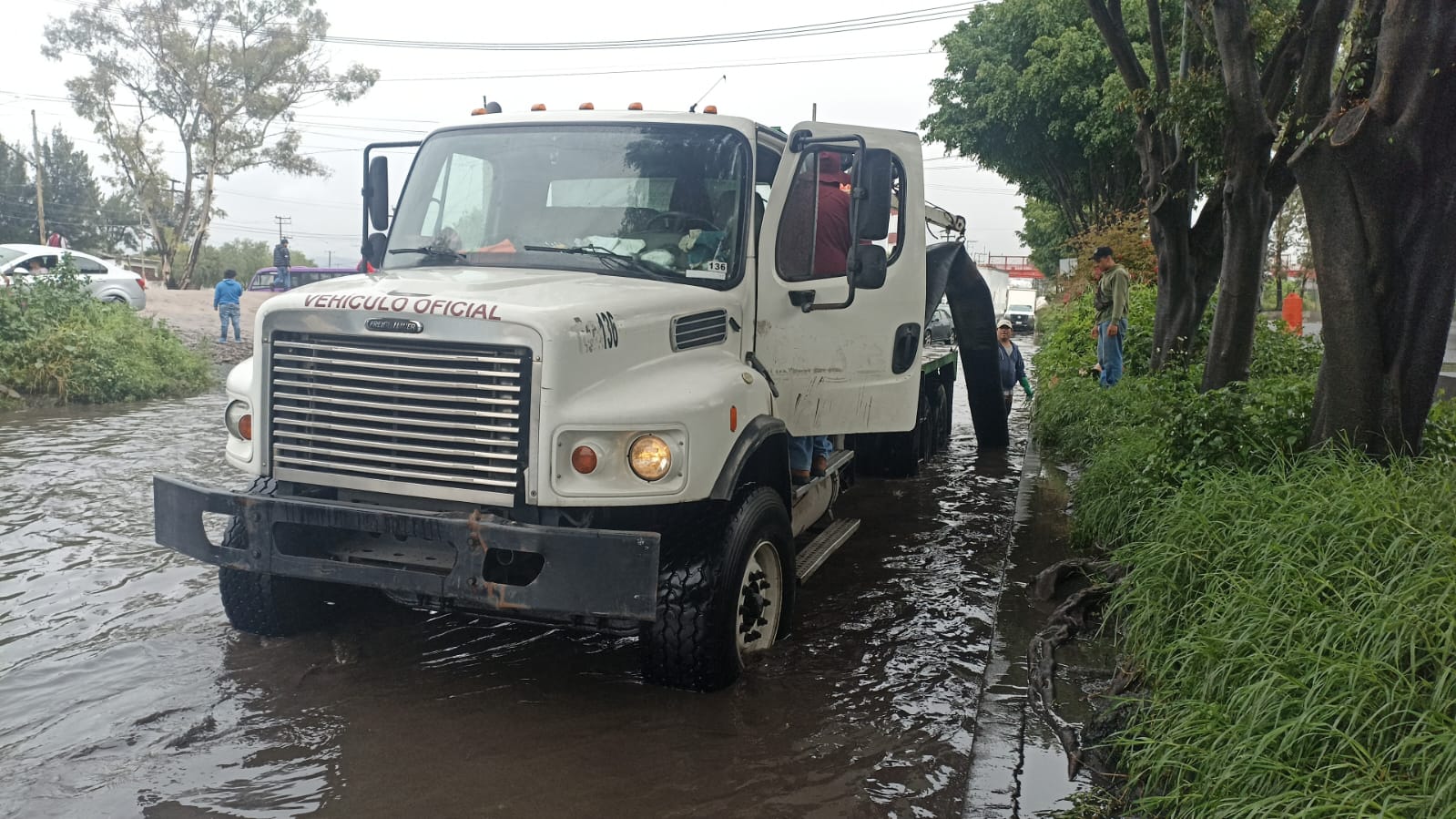 Ecatepec también bajo el agua esta madrugada