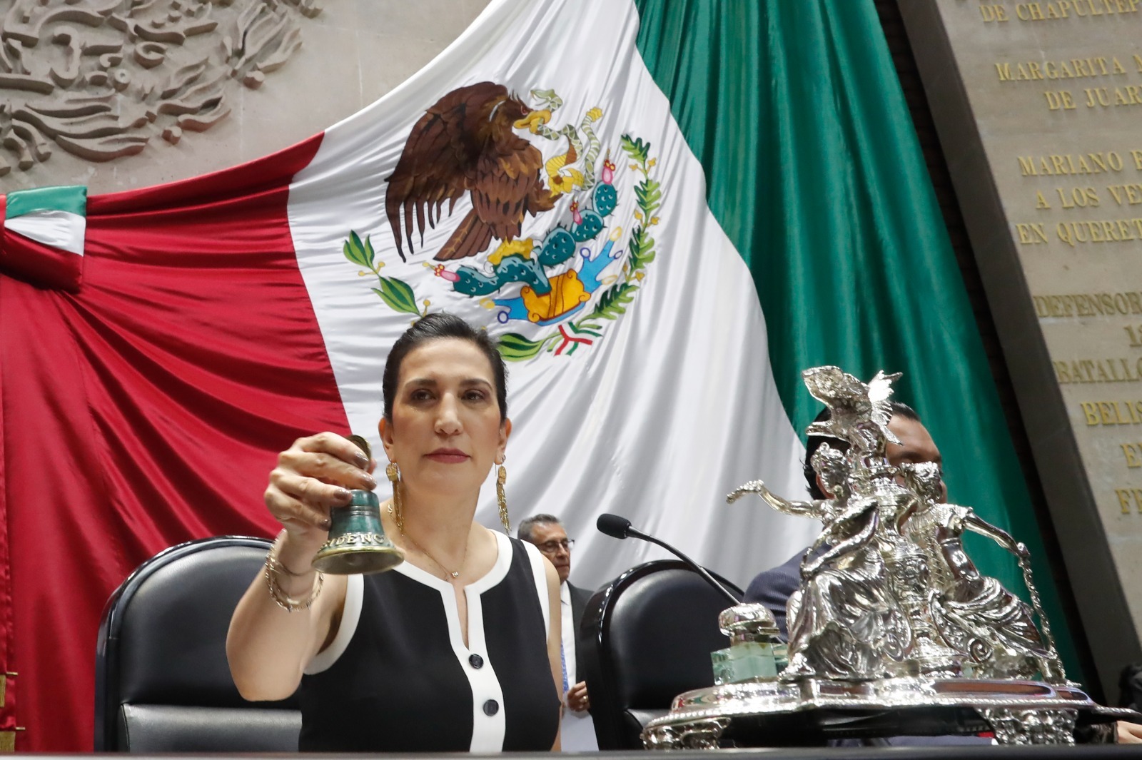 Kenia López Rabadán