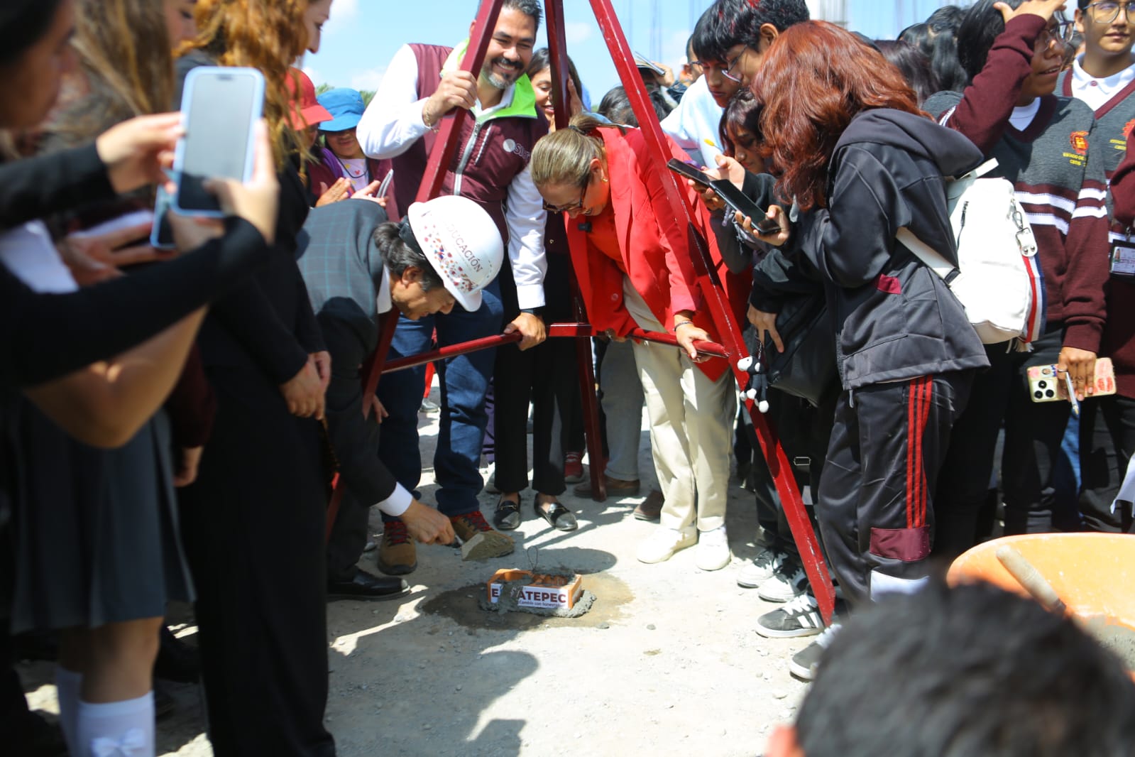 SEP y Ecatepec colocan primera piedra de lo que será el CBTIS 295