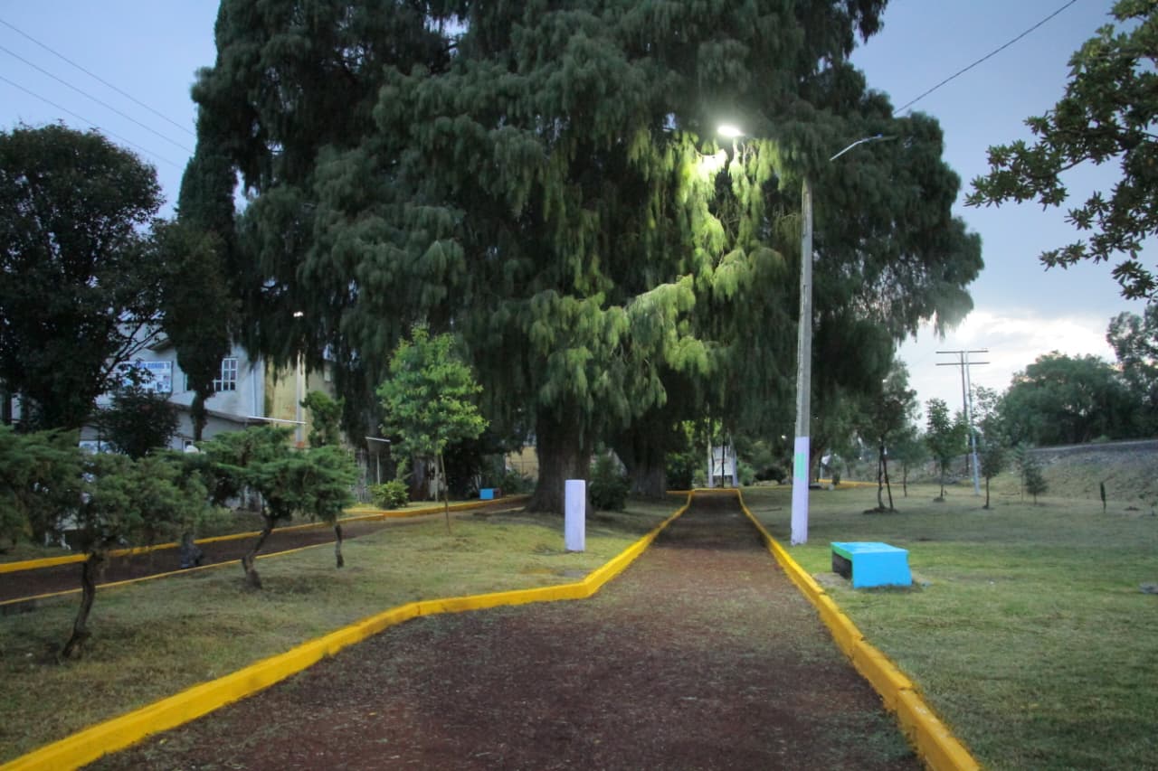 Parque de los ahuehuetes de Jardines de Morelos ya es sendero de movilidad segura
