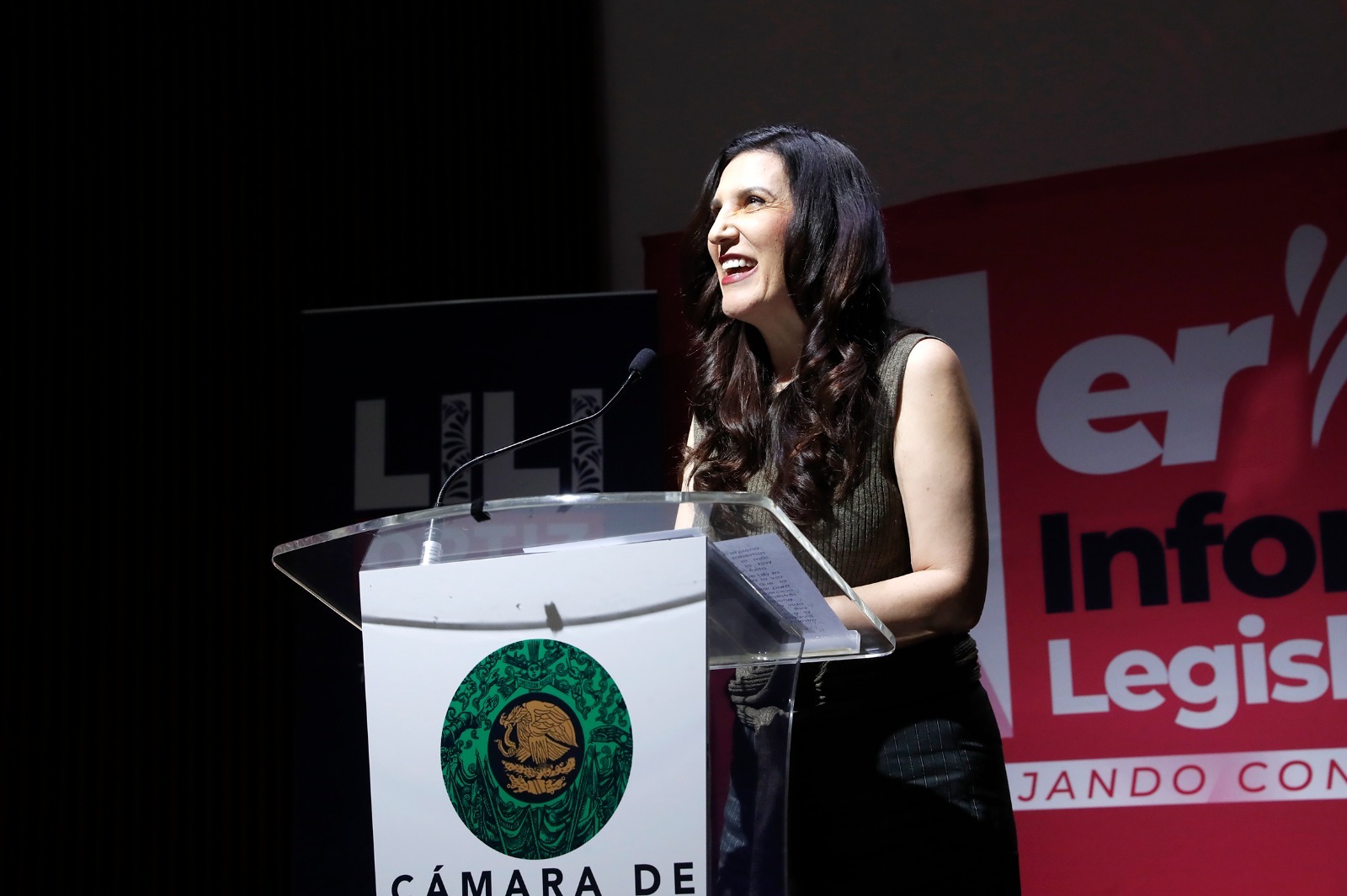 Analizará Kenia López Rabadán mandar presupuesto a la UNAM del que se le quite al Poder Judicial