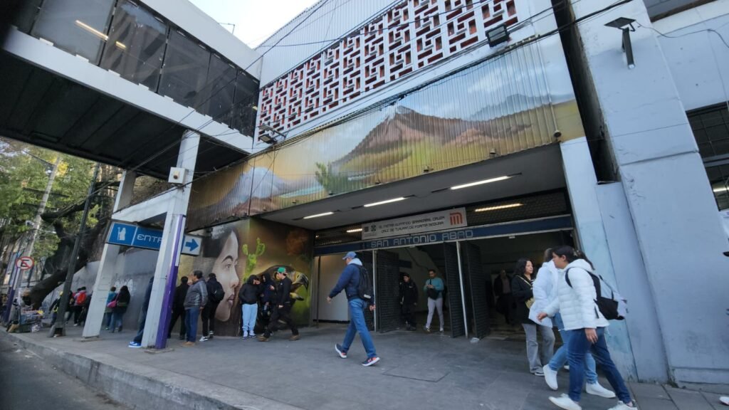 0c252330-adaf-4650-bc32-35ad9351ee7a