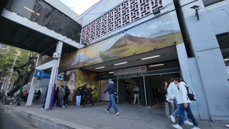 0c252330-adaf-4650-bc32-35ad9351ee7a