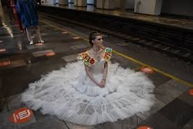 MODELO VESTIDO METRO