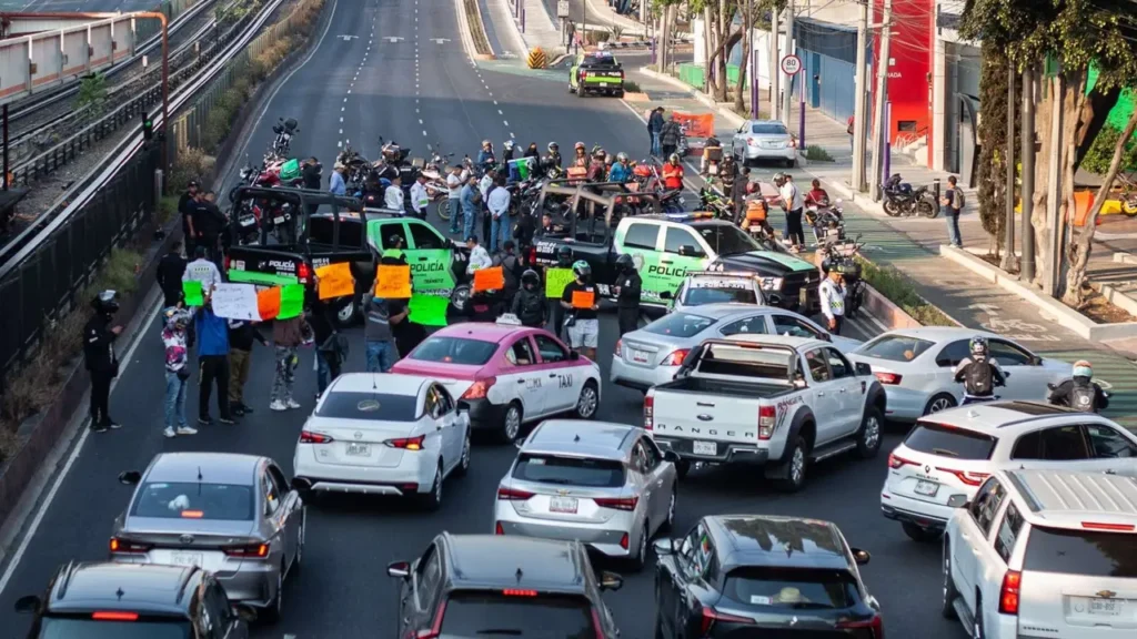 protesta-motociclistas-roberto