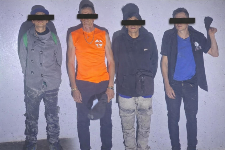 6B942565-40DF-49E7-910F-5F358910B1BC